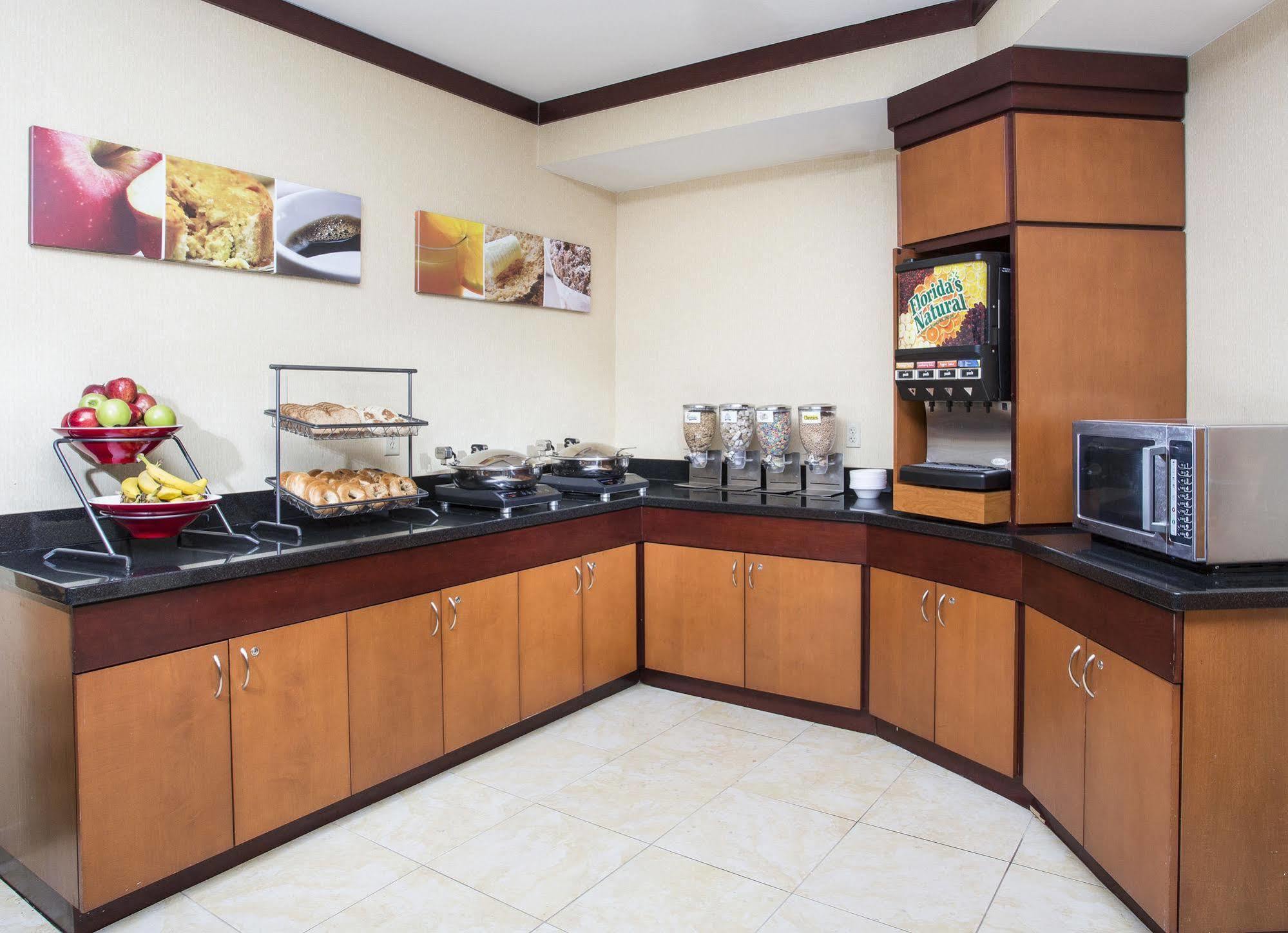 Fairfield Inn By Marriott Forsyth Decatur Eksteriør billede